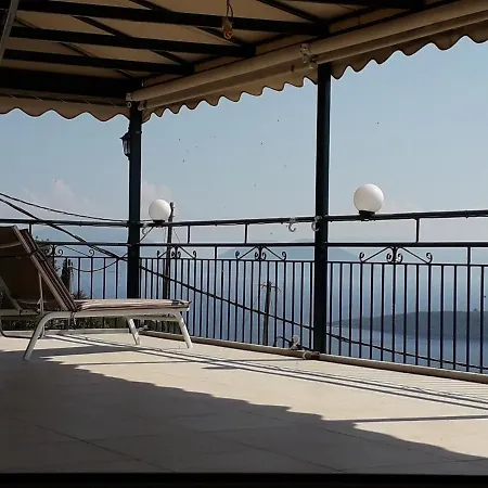 An Amazing Place For You! Giannas Apartamento Evgiros