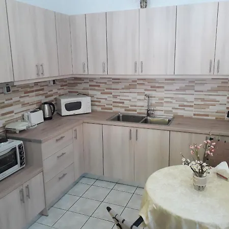 An Amazing Place For You! Giannas *